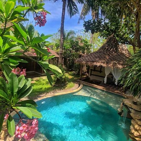 Villa Bhuvana With Private Swimming Pool Gili Trawangan Buitenkant foto
