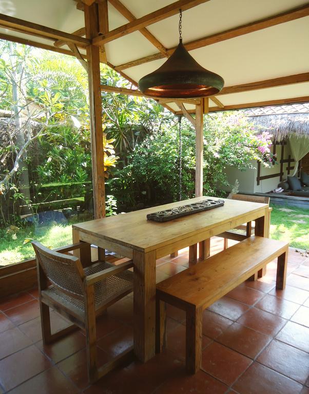 Villa Bhuvana With Private Swimming Pool Gili Trawangan Buitenkant foto