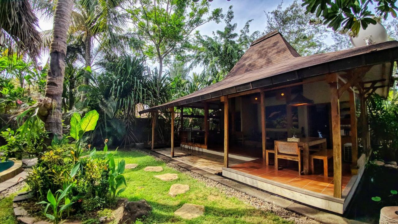 Villa Bhuvana With Private Swimming Pool Gili Trawangan Buitenkant foto